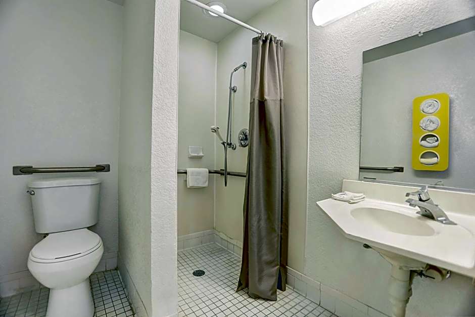 Motel 6-Grants, NM