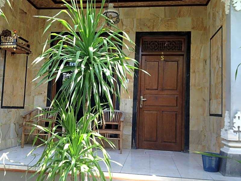 Tarci Bungalow Lembongan