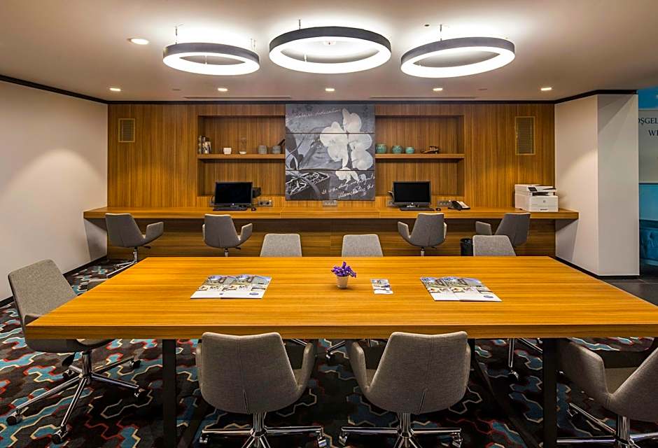 Hampton by Hilton Istanbul Kurtkoy
