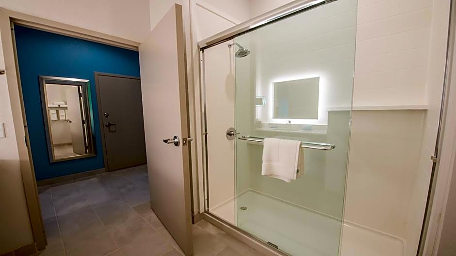 Holiday Inn Express & Suites Dripping Springs - Austin Area By IHG