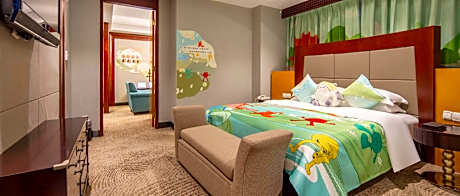 Deluxe Parent-child Suite