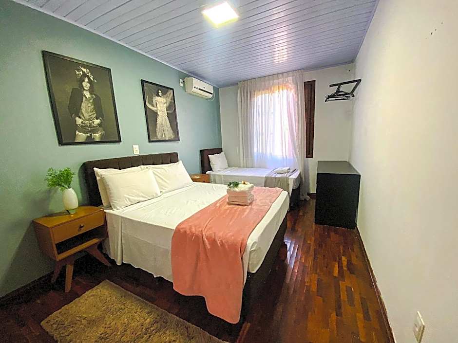 Casa Ampla - Climatizada - 1 suite-2 quartos-churrasqueira