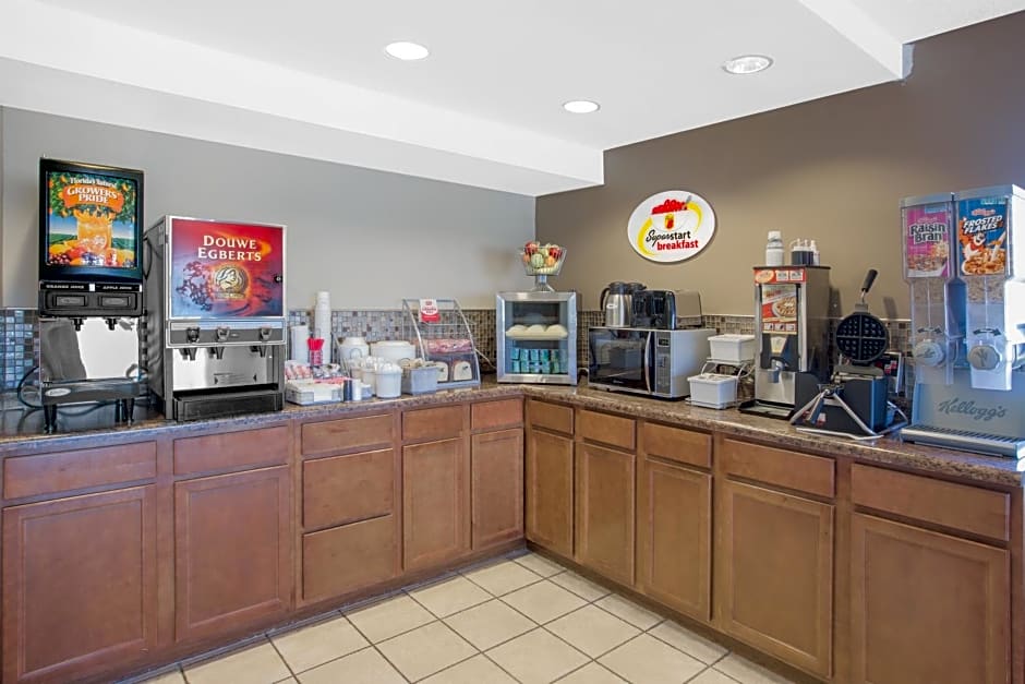 Super 8 by Wyndham Hastings