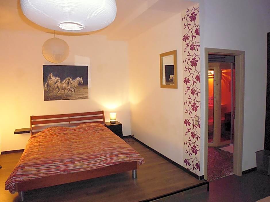 Photo 1 of 14 of Suite