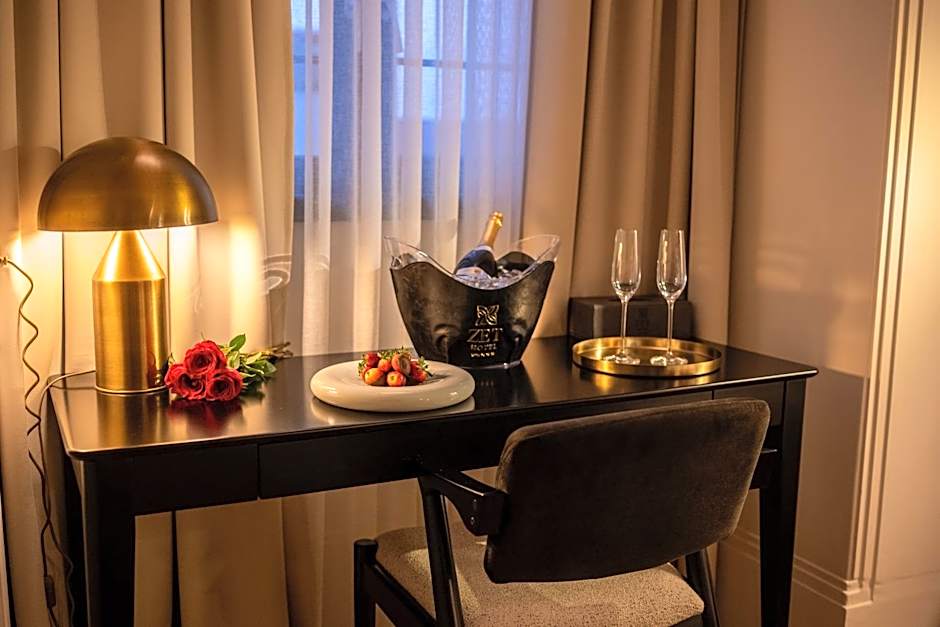 ZET Hotel