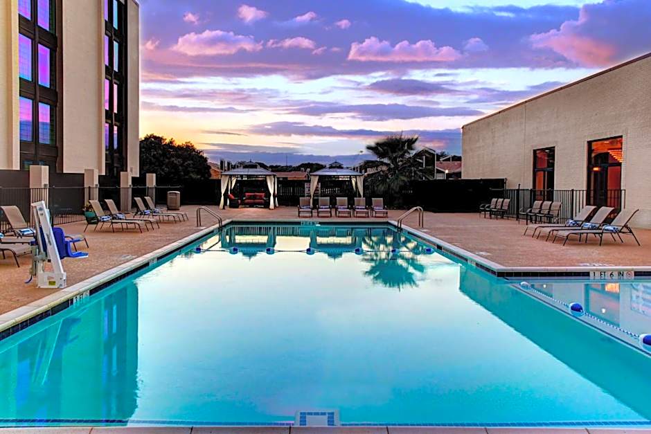 DoubleTree by Hilton Dallas DFW South - Arlington, TX