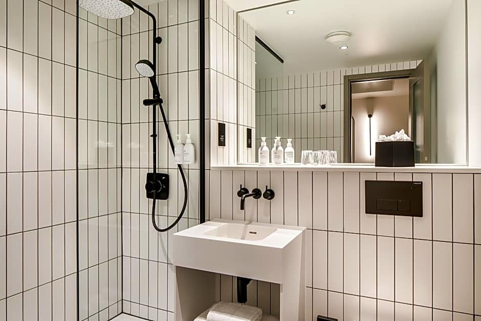 Southgate Hotel London