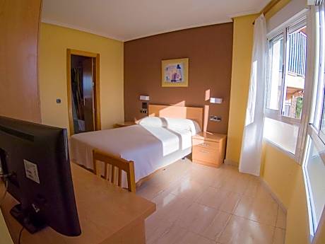 Classic Double Room with City View