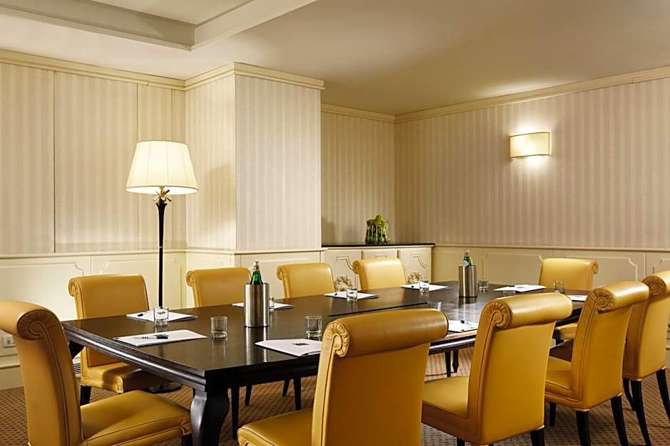 Una Hotel Palace