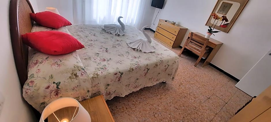 Hotel Dora