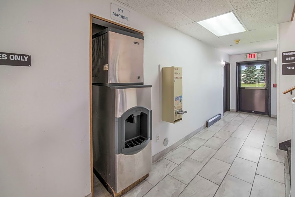 Motel 6-Fargo, ND - South