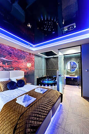 Double Room with Spa Bath