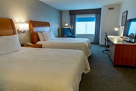 Room with Two Queen Beds - Non-Smoking