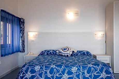 Family Room with Sea View