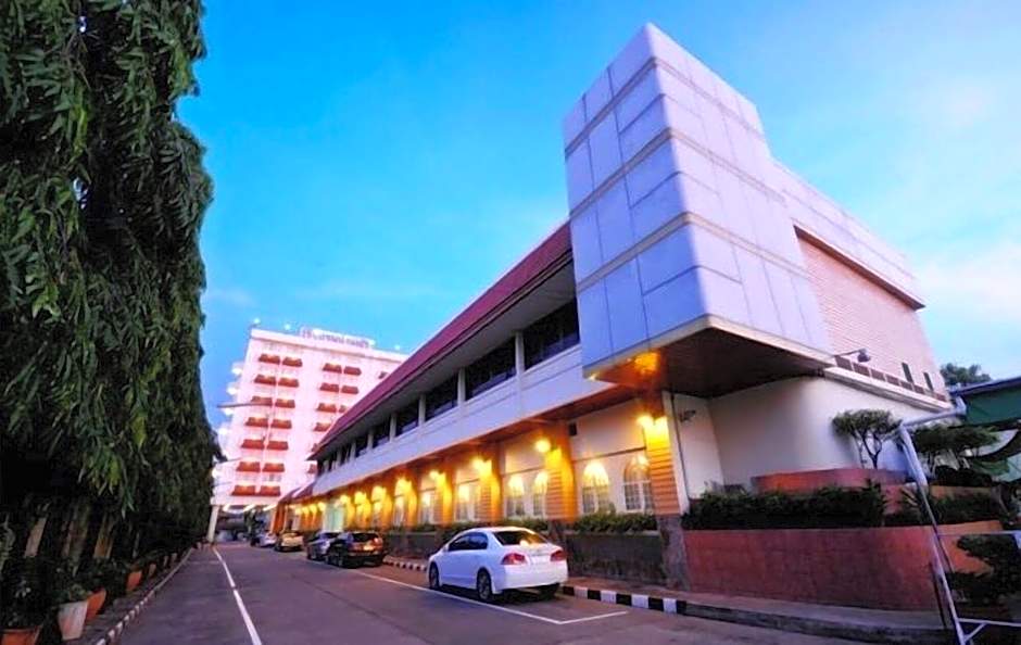 Nanchao Hotel