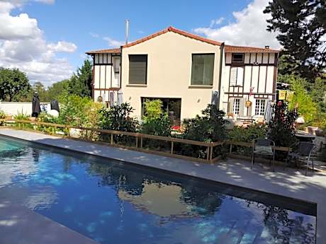 Hostelry Music Repetition