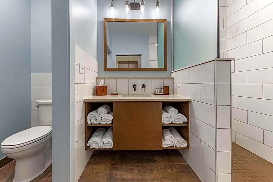 The Cranberry, Ascend Hotel Collection