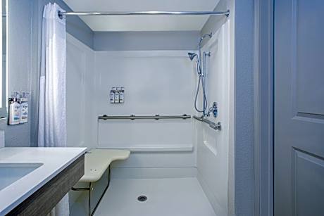 1 Bedroom Suite Oceanfront Balcony High Floor