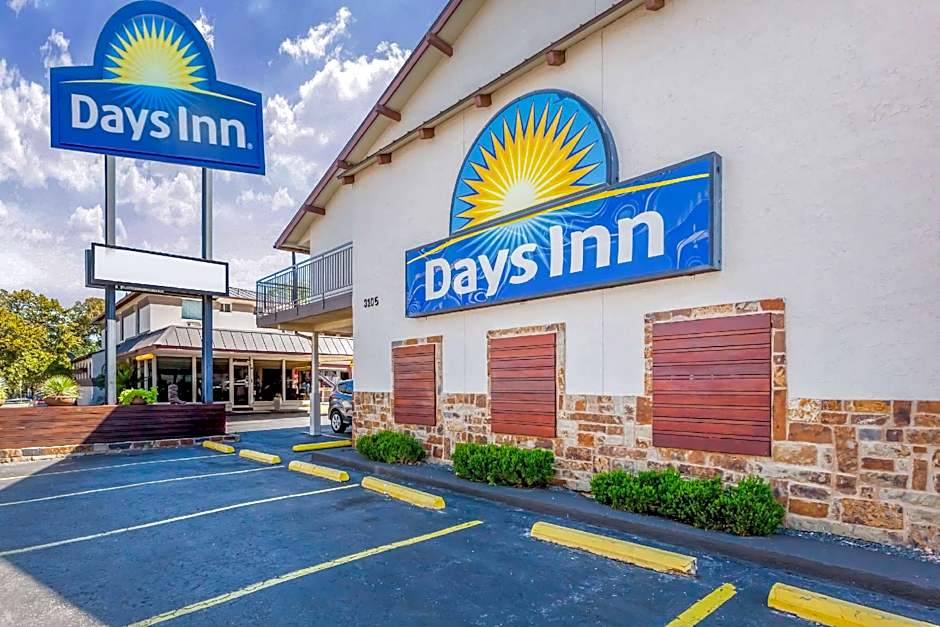 Days Inn Austin University Dwt