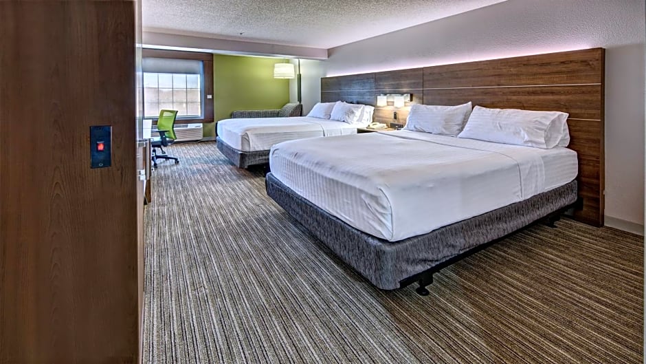 Holiday Inn Express Hotel & Suites Crossville By IHG