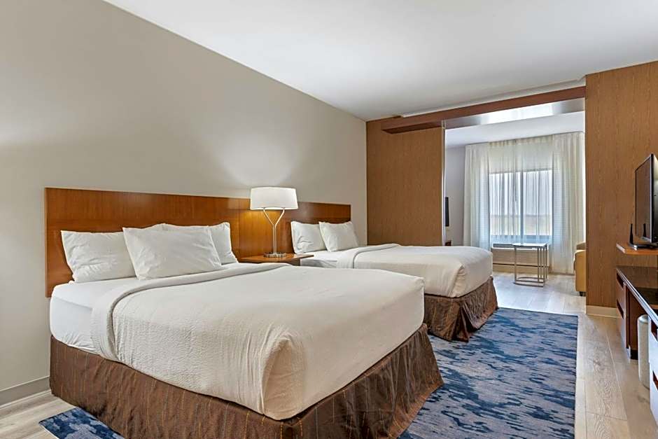 Photo 1 of 4 of Studio 2 Queen Beds with Sofabed
