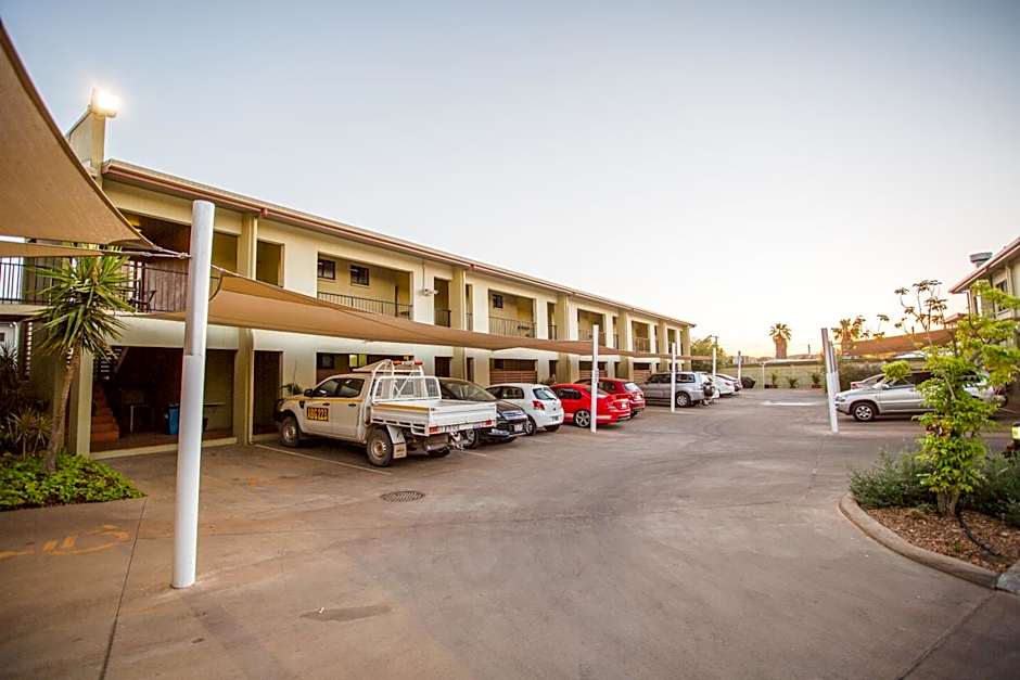 Spinifex Motel and Serviced Apartments