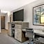 Best Western Plus Agate Beach Inn