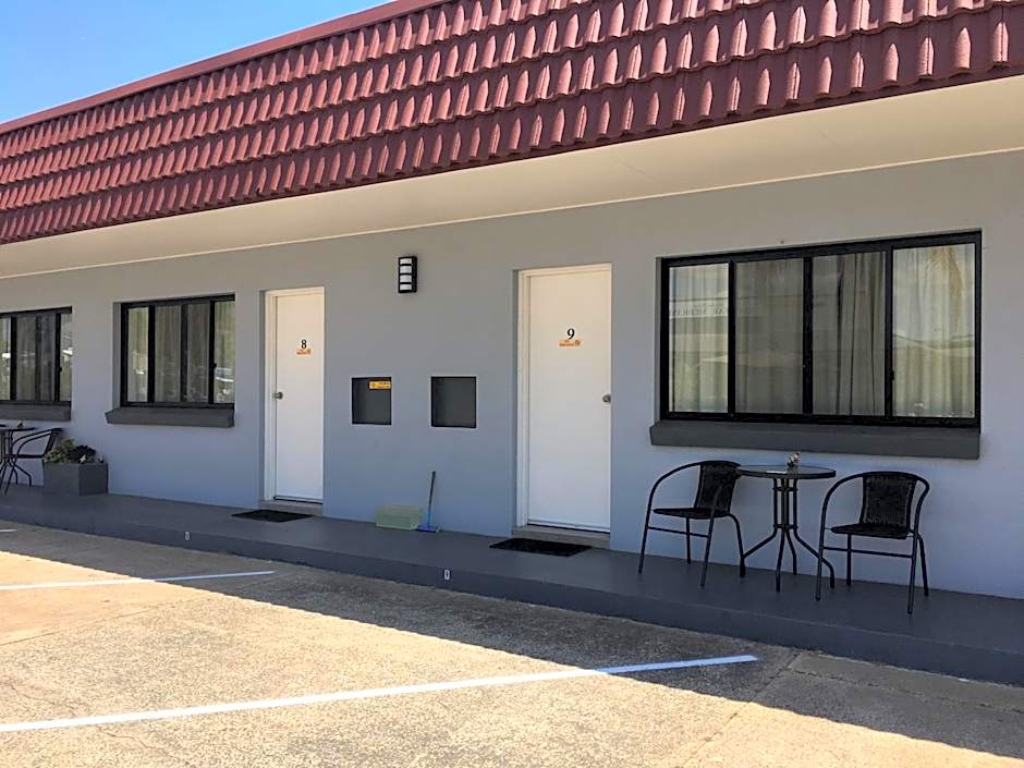 Main Street Motel
