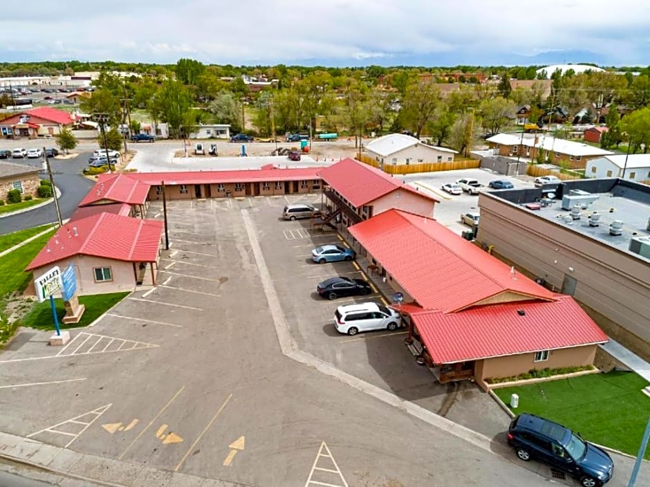 Valley Motel – Alamosa, CO
