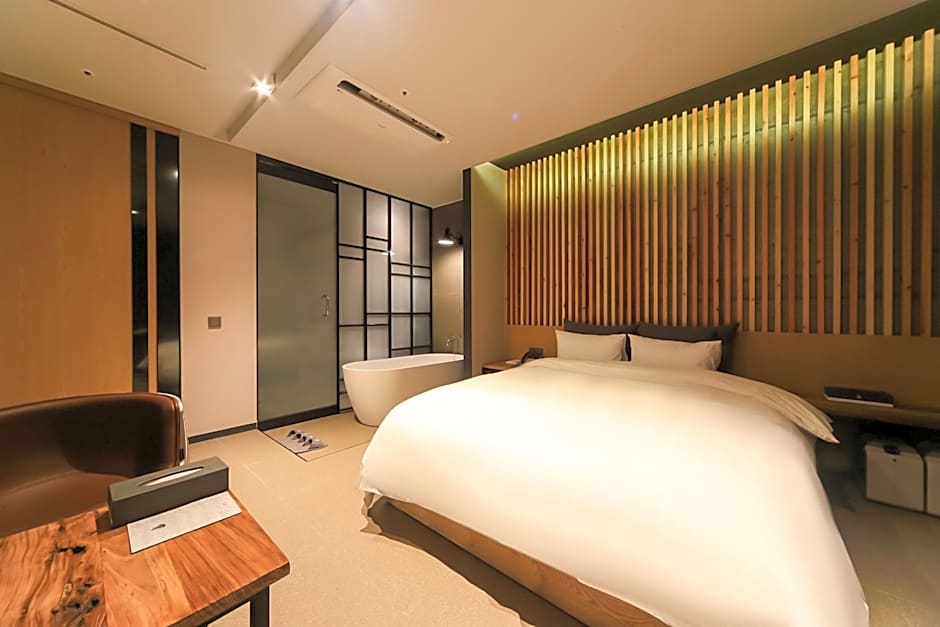 Yeoubi Hotel