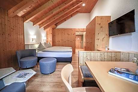 Standard Family Room