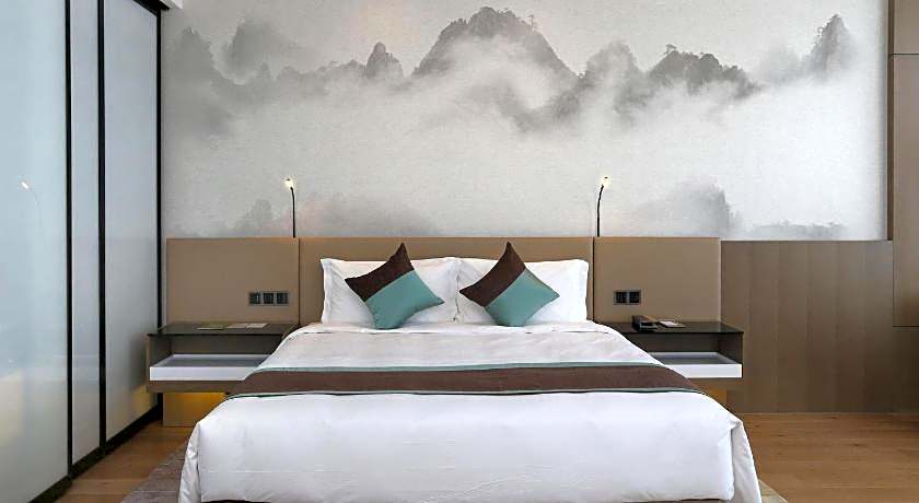 Novotel Deqing