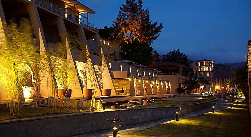 Marti Hemithea Hotel