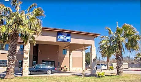 Karnes City Lodge