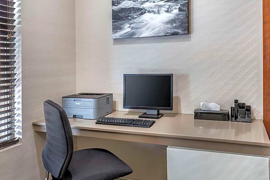 Country Inn & Suites by Radisson, Mesa, AZ