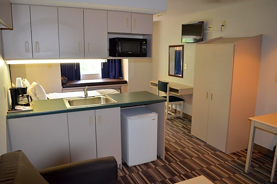 Stay Express inn and Suites Atlanta Union City