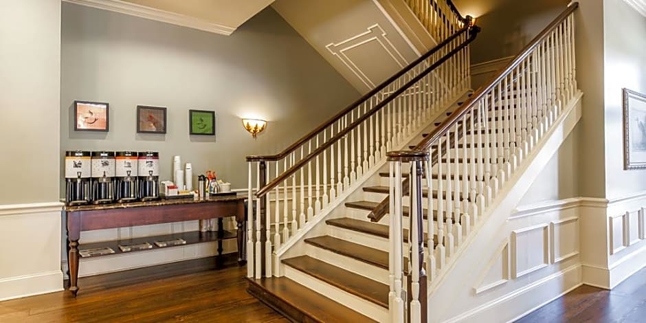 Hampton Inn & Suites Savannah