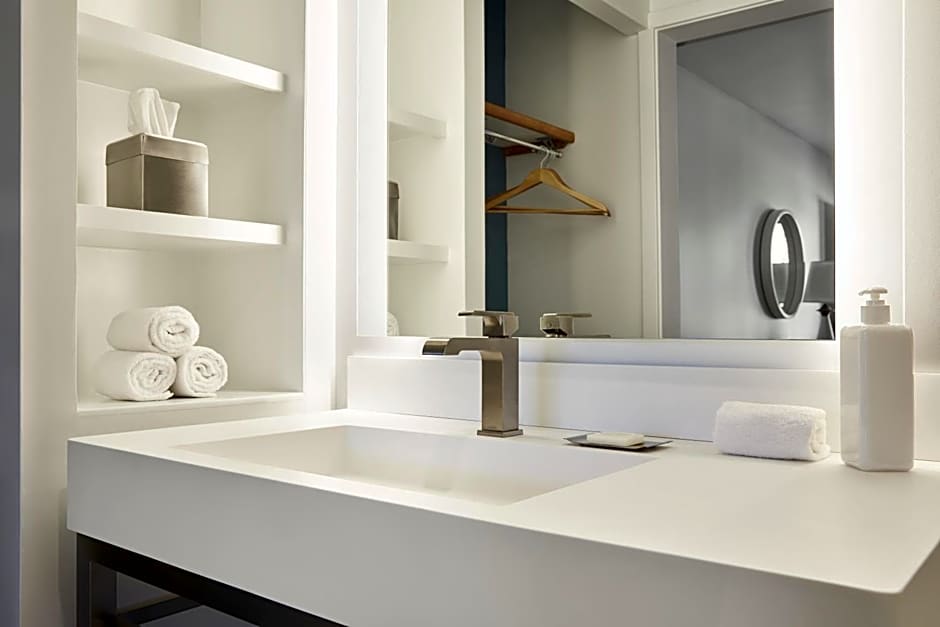 Avatar Hotel Santa Clara, Tapestry Collection by Hilton