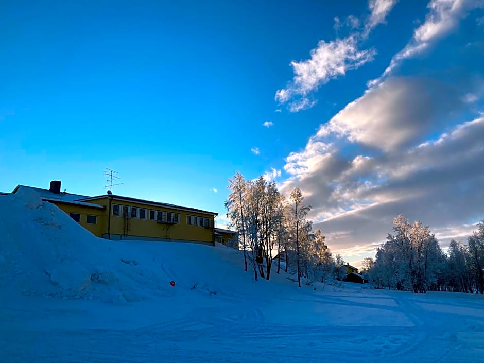 Kuttainen Lodge