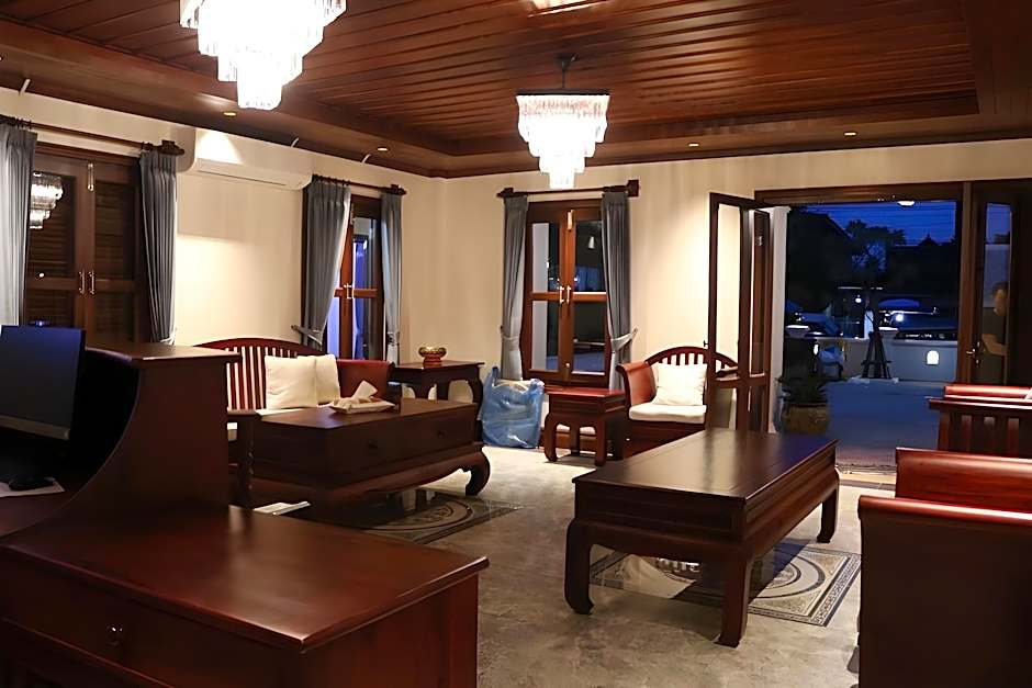 Houngvilai Hotel