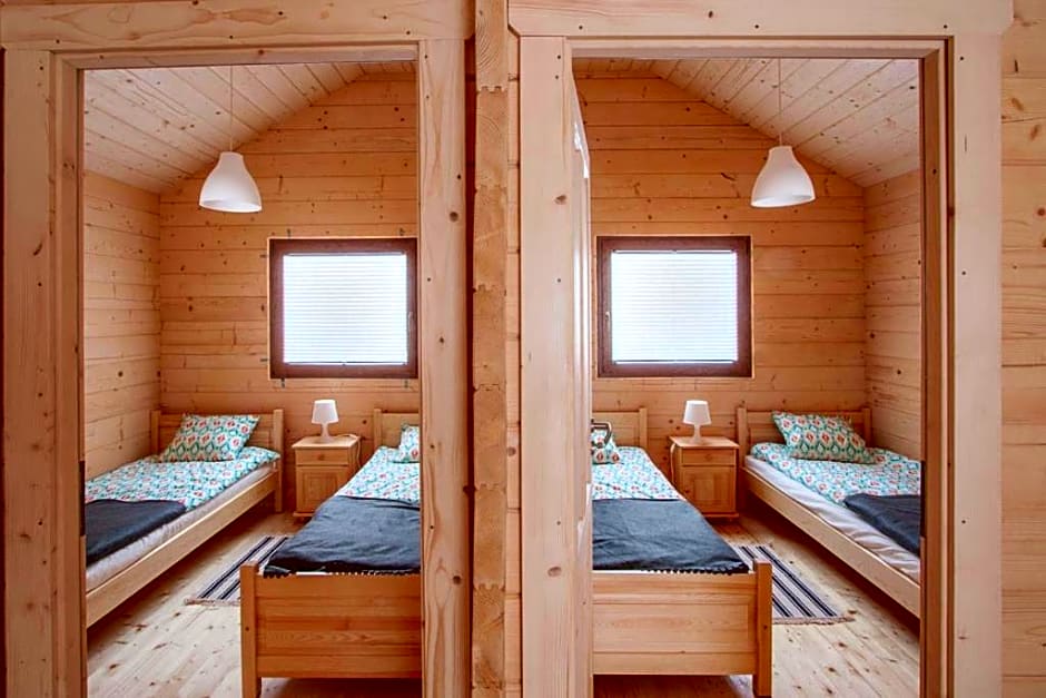 Domki Drewniane Przystań Kajaczek