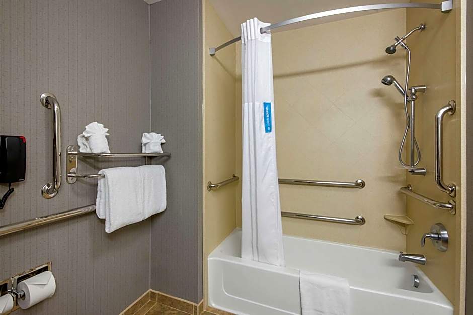 Hampton Inn By Hilton Meadville