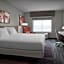 Hilton Garden Inn Charlotte Waverly