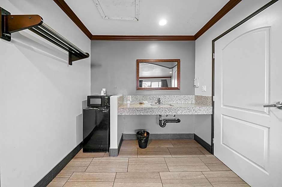 Starlight Inn South El Monte