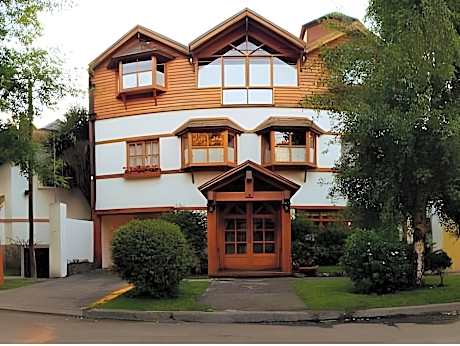 Hosteria El Arbol Duende