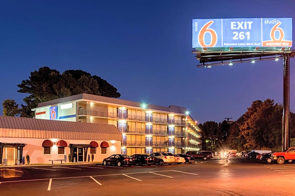 Motel 6-Marietta, GA - Atlanta Northwest