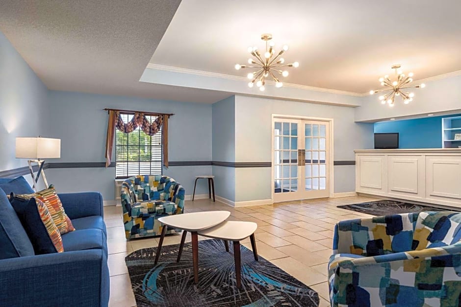 Days Inn by Wyndham Shallotte