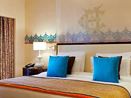 Palace Prestige Suite with One King Bed and Terrace - Garden View