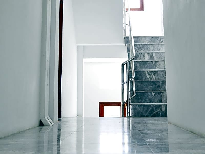 Highfive Guest House