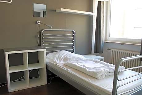 Single Room with Shared Bathroom